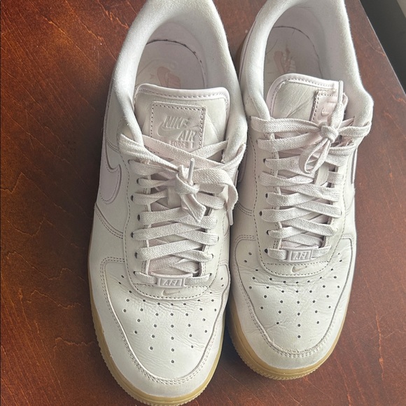 Nike Air Blush Leather Sneakers - Picture 2 of 7